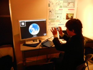 デモ発表準備中